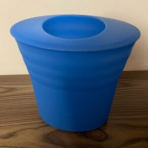 RARE Tupperware Impressions Bottle Cooler Wine Champagne Ice Bucket Blue